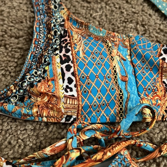 True Colours by La Moda women’s swimming suits - Picture 2 of 4